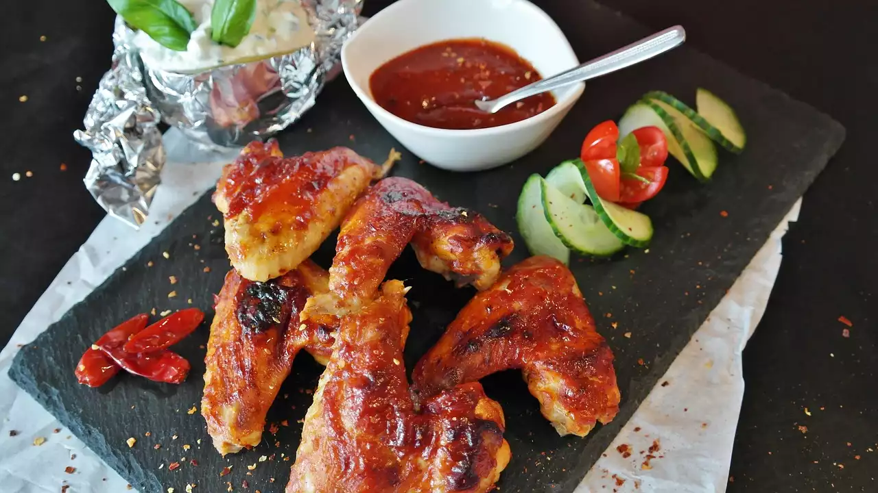 Um guia para receitas de frango picante para quem gosta de calor