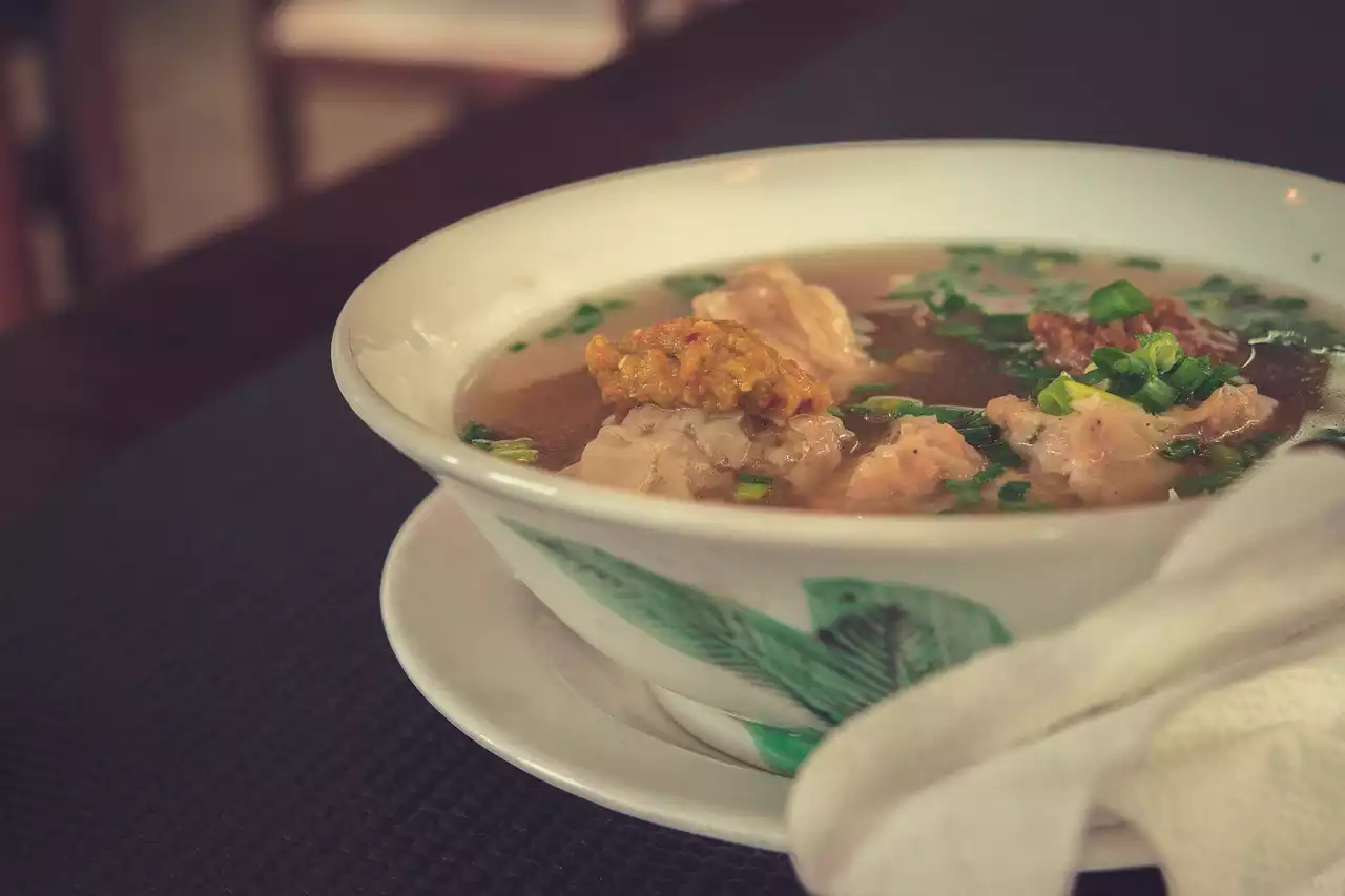 Sopas de frango e ensopados para as noites frias de inverno